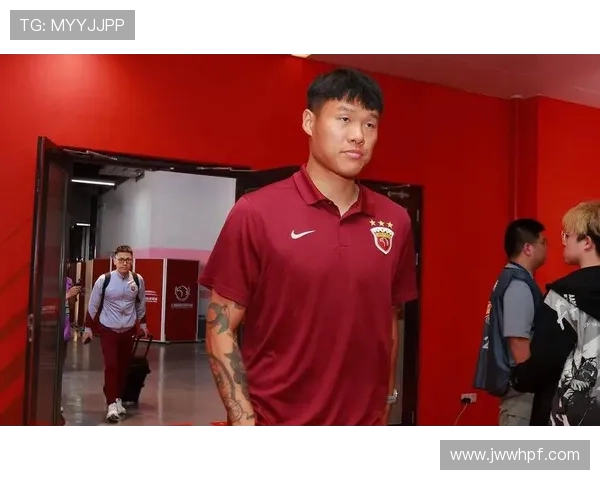 李昂重返大连再证童年向往价值